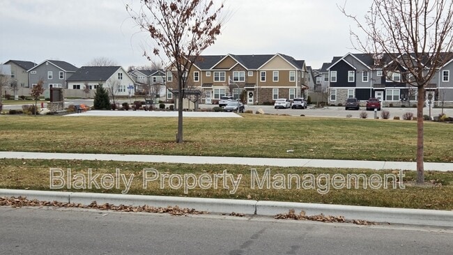 Building Photo - 5929 S Boddington Ln