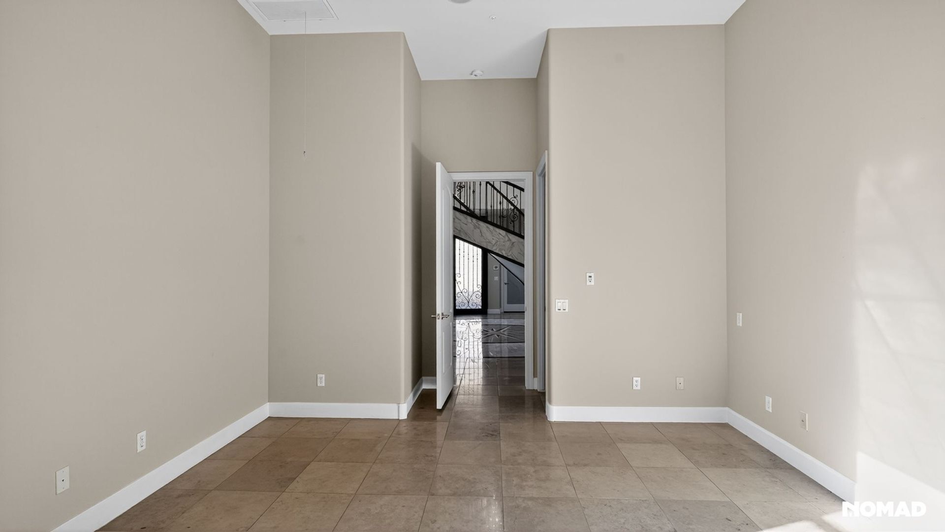 Building Photo - 11908 E Desert Trail Rd