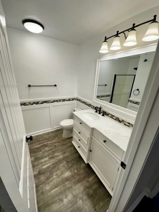 Building Photo - 2 Bedroom, 2 Bathroom Condo for Rent – Che...