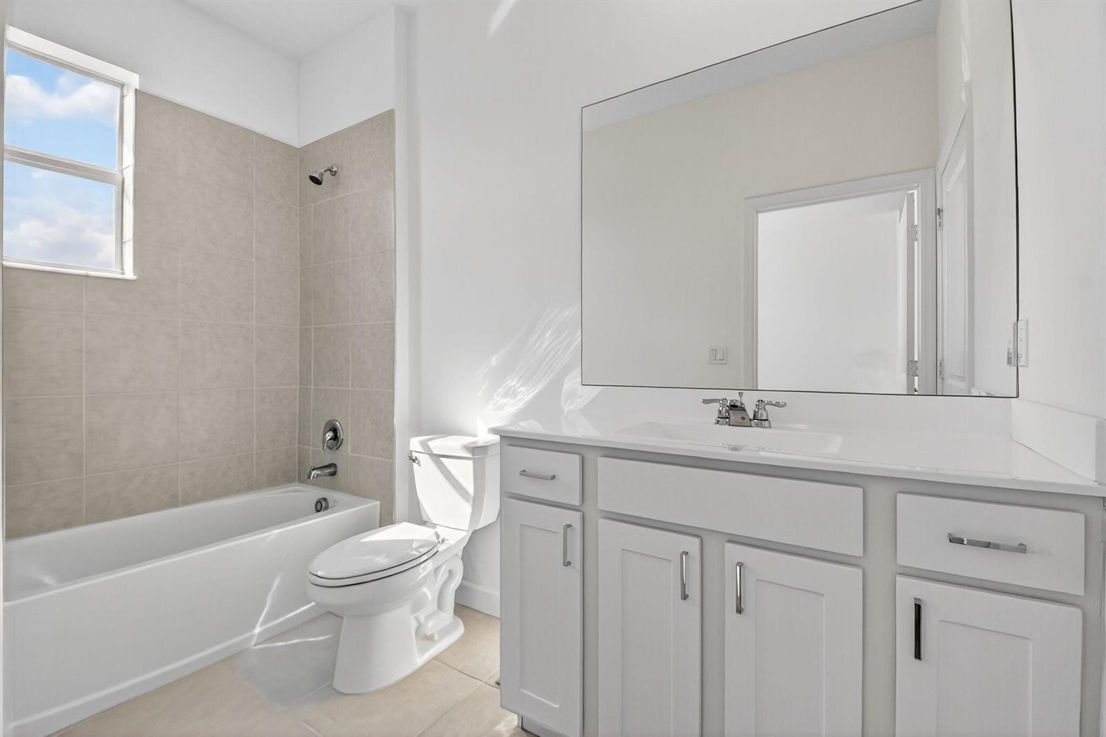 Building Photo - 4645 Meyerson Pl