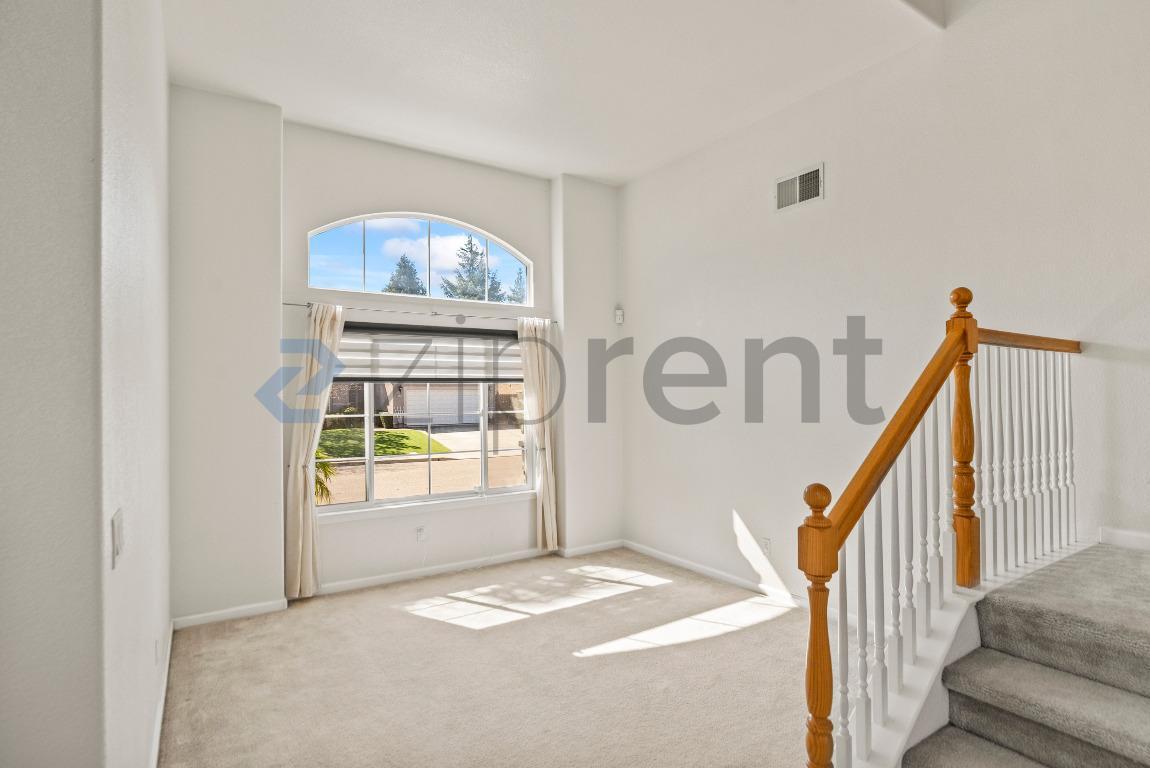 Building Photo - 2433 Pearlite Way