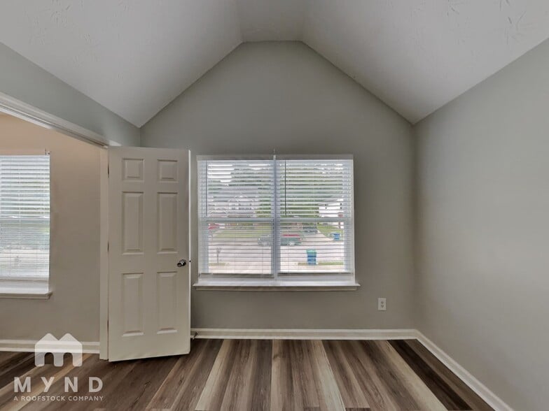 Building Photo - 2440 Wood Bend Ln