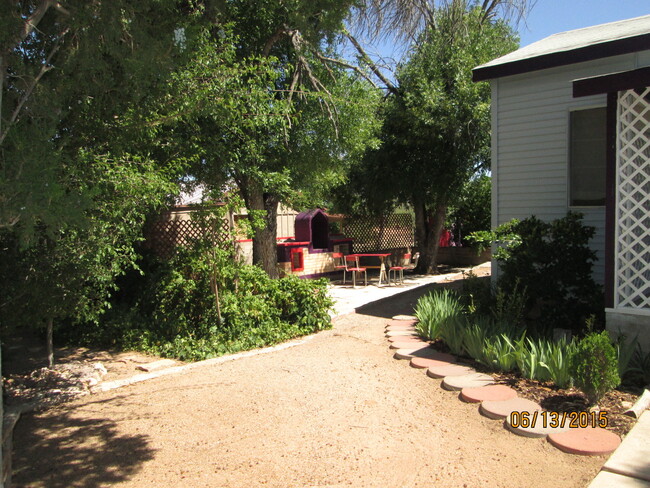 Building Photo - 1940's updated bungalow.