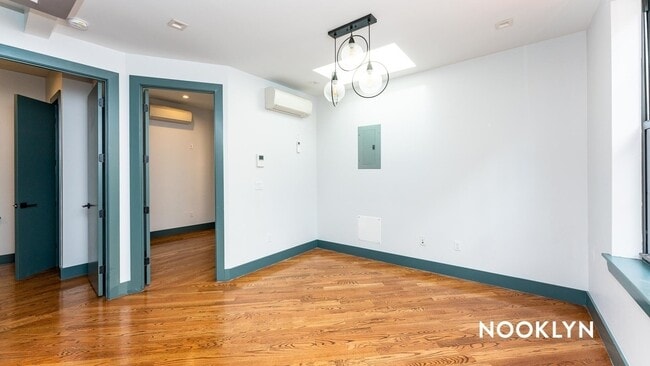 Building Photo - 530 Driggs Ave