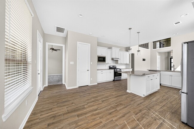 Building Photo - 29627 Mahogany View Ln