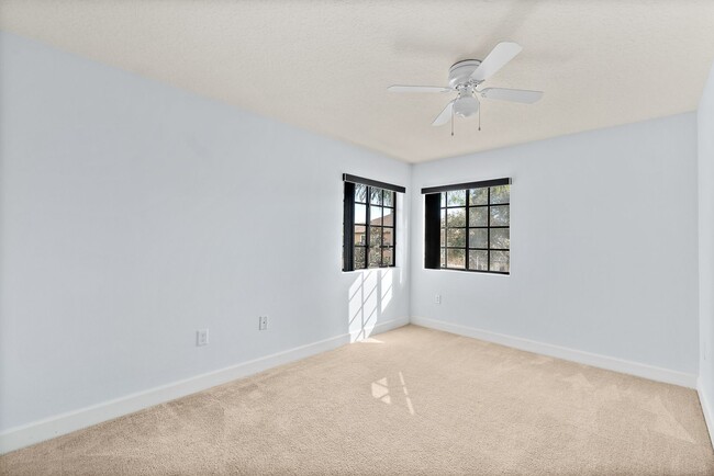 Building Photo - 234 Murano Dr