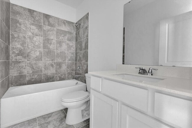 Building Photo - 2474 Skyline Lp