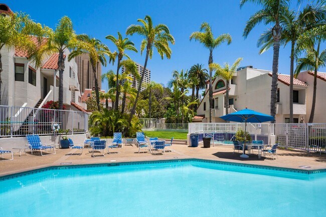 Building Photo - Spacious Marina District 1 Bedroom at Park Row!