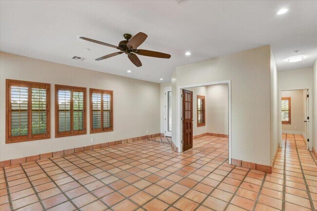 Building Photo - 35128 N 92nd Pl