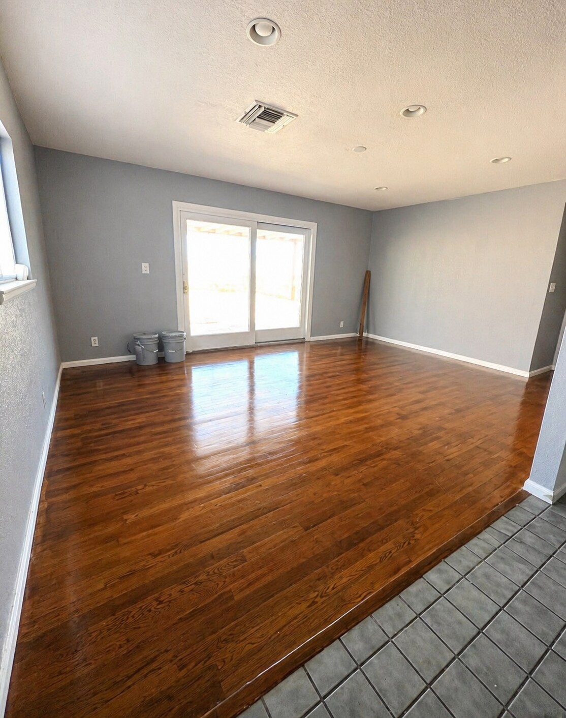 Building Photo - 43826 Adler Ave