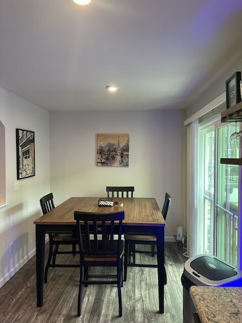 Dining Area - 2611 McCurdy Trl