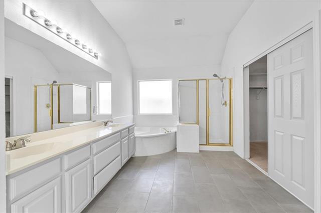 Building Photo - 8408 Falconet Cir