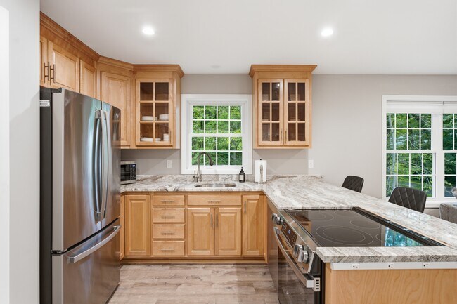 Building Photo - 88 Orcutt Dr