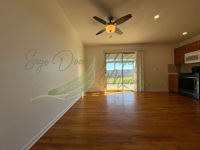 Building Photo - BEAUTIFUL BLUE SPRINGS HOME!!!