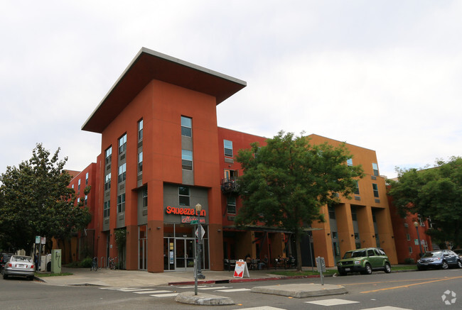 Building Photo - Pensione K Apartments