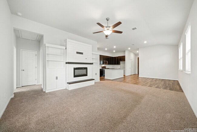 Building Photo - 13211 Antelope Run