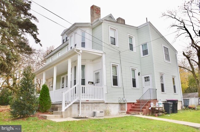 Primary Photo - 258 W Church St