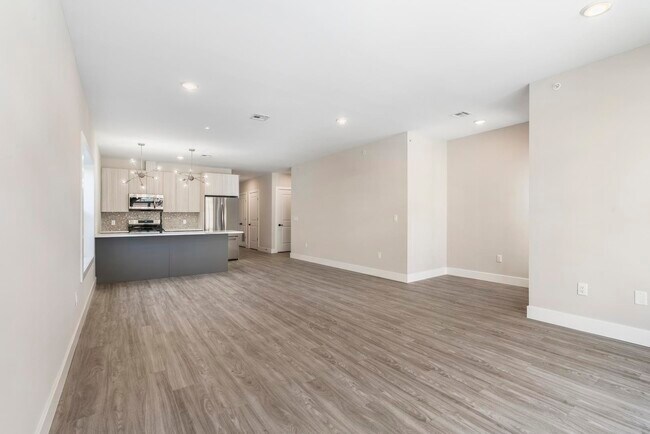 Building Photo - 6110 Fillmore Pl