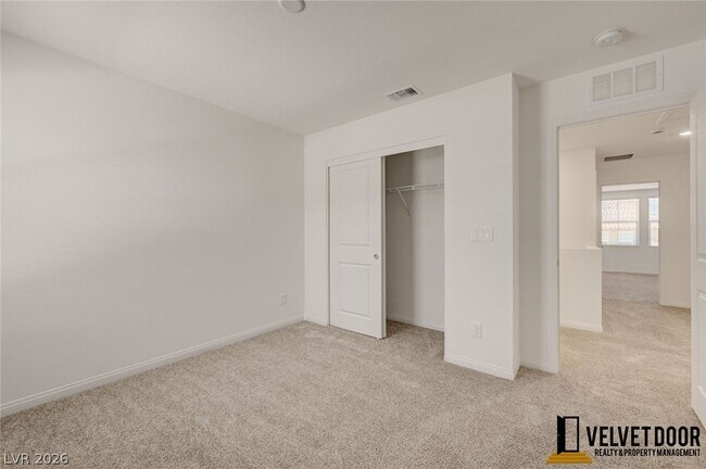 Building Photo - 2725 Luzzi Walk