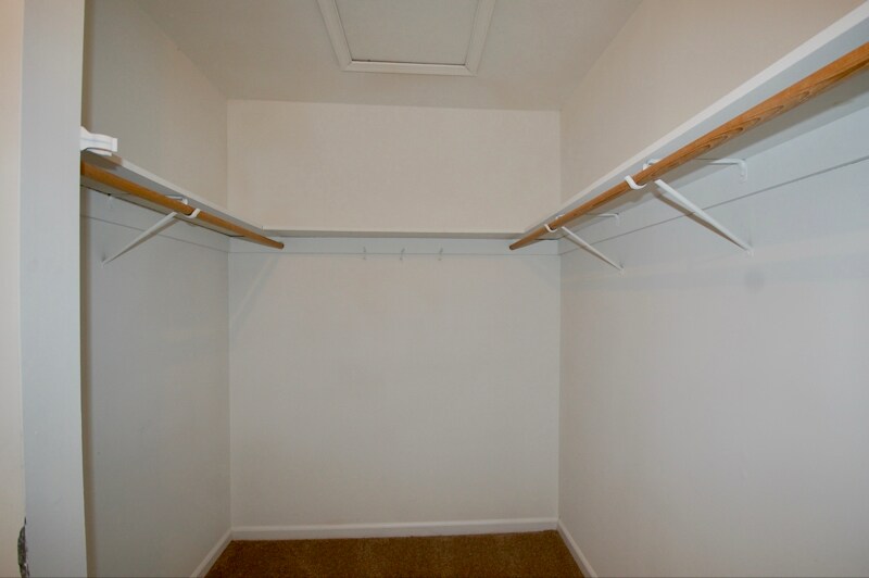 Building Photo - 937 Welch Cir