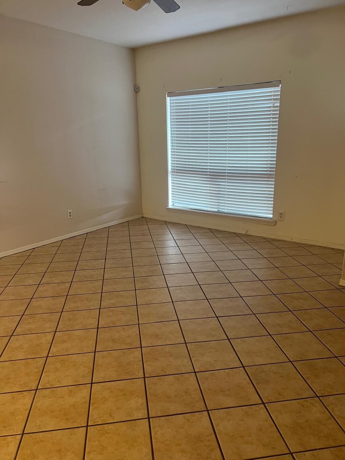 Building Photo - 1405 N 15th St