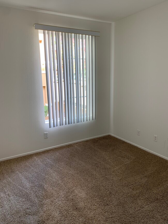 Building Photo - 12364 Carmel Country Rd