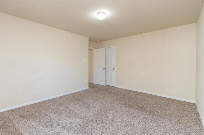 Building Photo - 12318 Leafy Arch Way