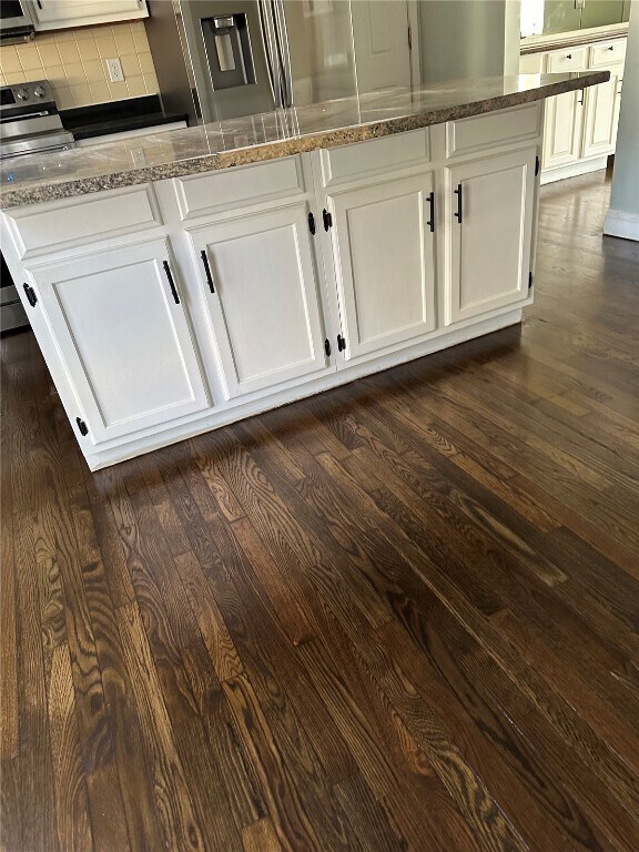 Building Photo - 16407 Westglen Farms Dr