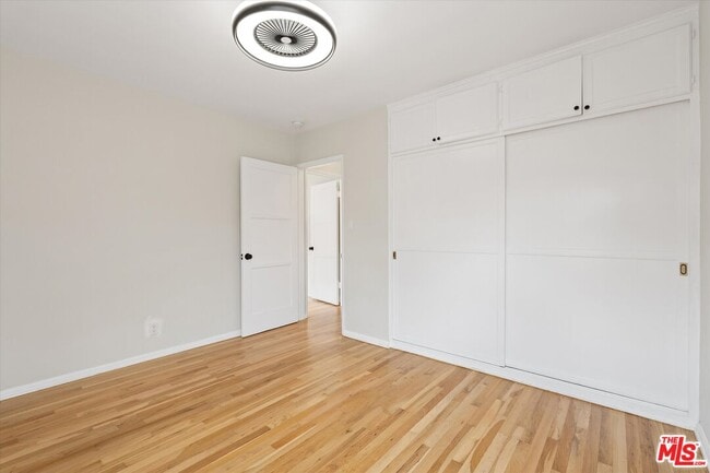 Building Photo - 8348 Reading Ave