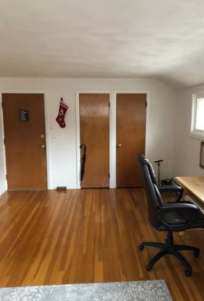 Building Photo - 14 Medway St