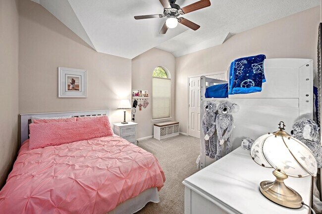 Building Photo - 11506 Aucuba Ln