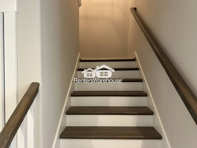 Building Photo - 406 Sunbelt Dr