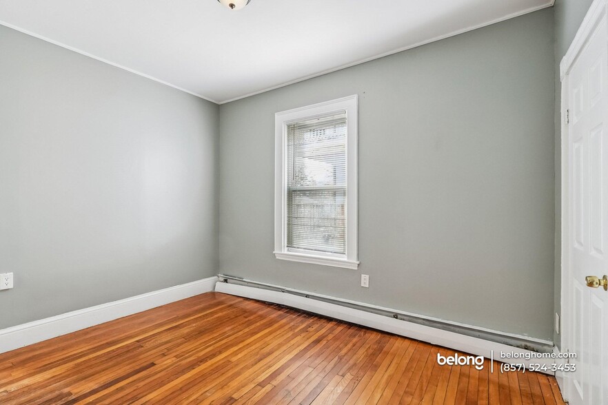 Building Photo - 62 Fuller St