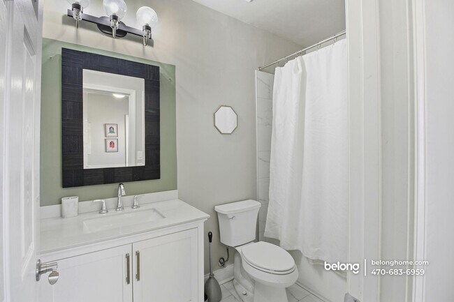 Building Photo - 1488 Beecher St SW