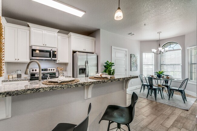 Building Photo - 6160 Eckhert RoadUnit 1005