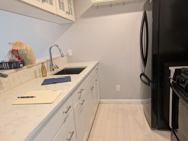 Building Photo - 56 Glengarry Dr