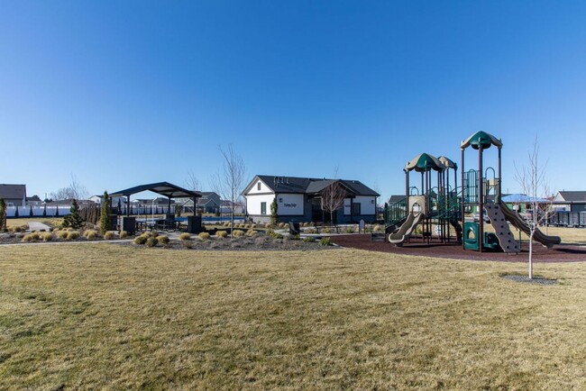 Building Photo - Brand New Build in KUNA with Community Pool