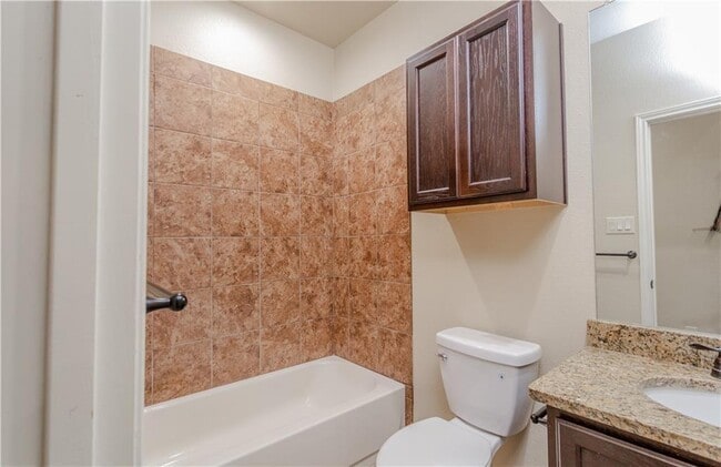 Building Photo - 421 Jack Rabbit Ln