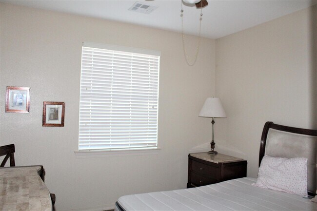 Building Photo - 1287 Rustic Bend Pl