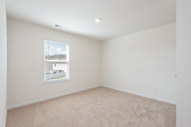 Building Photo - 927 Dora Rose Rd