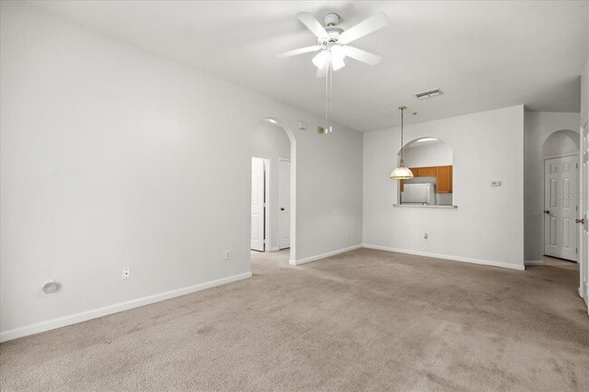 Building Photo - 8101 Coconut Palm Way