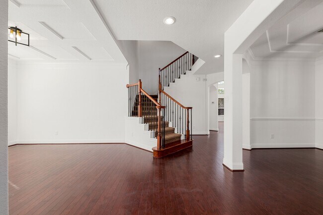 Building Photo - 22719 Shieldhall Ln