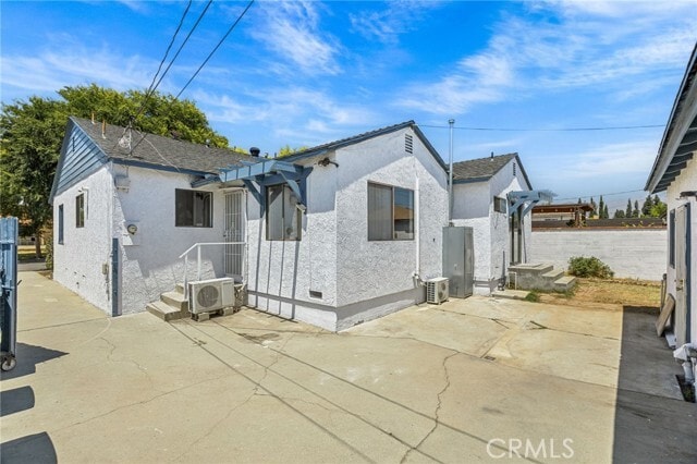 Building Photo - 1140 S El Molino St