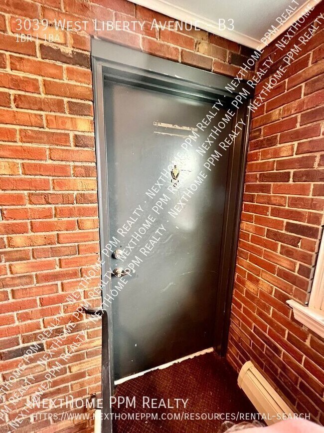 Building Photo - 3039 W Liberty Ave