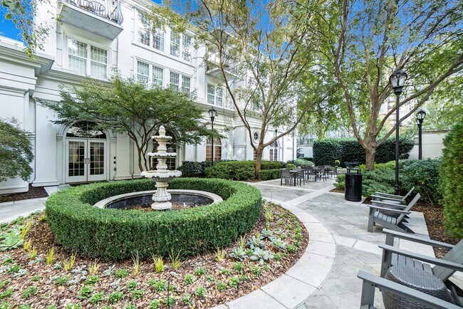 Building Photo - 195 14th St NE