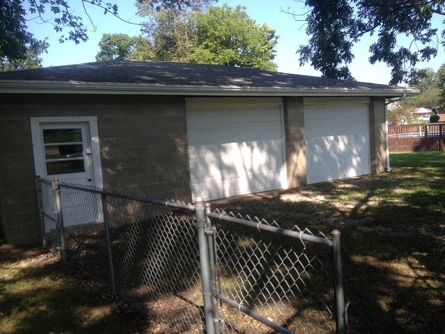 Building Photo - 5015 Upper Mt Vernon Rd