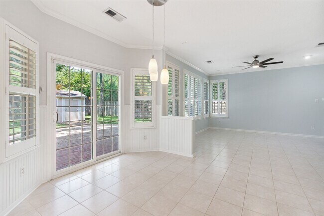 Building Photo - 77 Sugar Grove Ct