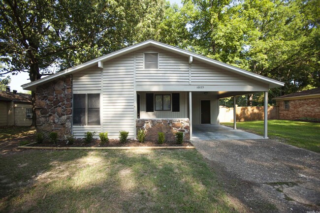 Primary Photo - 10025 Whispering Pines Dr