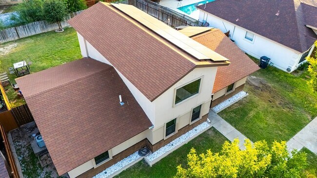 Building Photo - 2296 Maria Del Refugio Dr