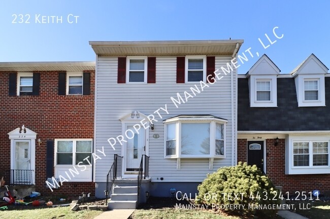 Primary Photo - Updated 3 Bedroom Townhome in Millersville...